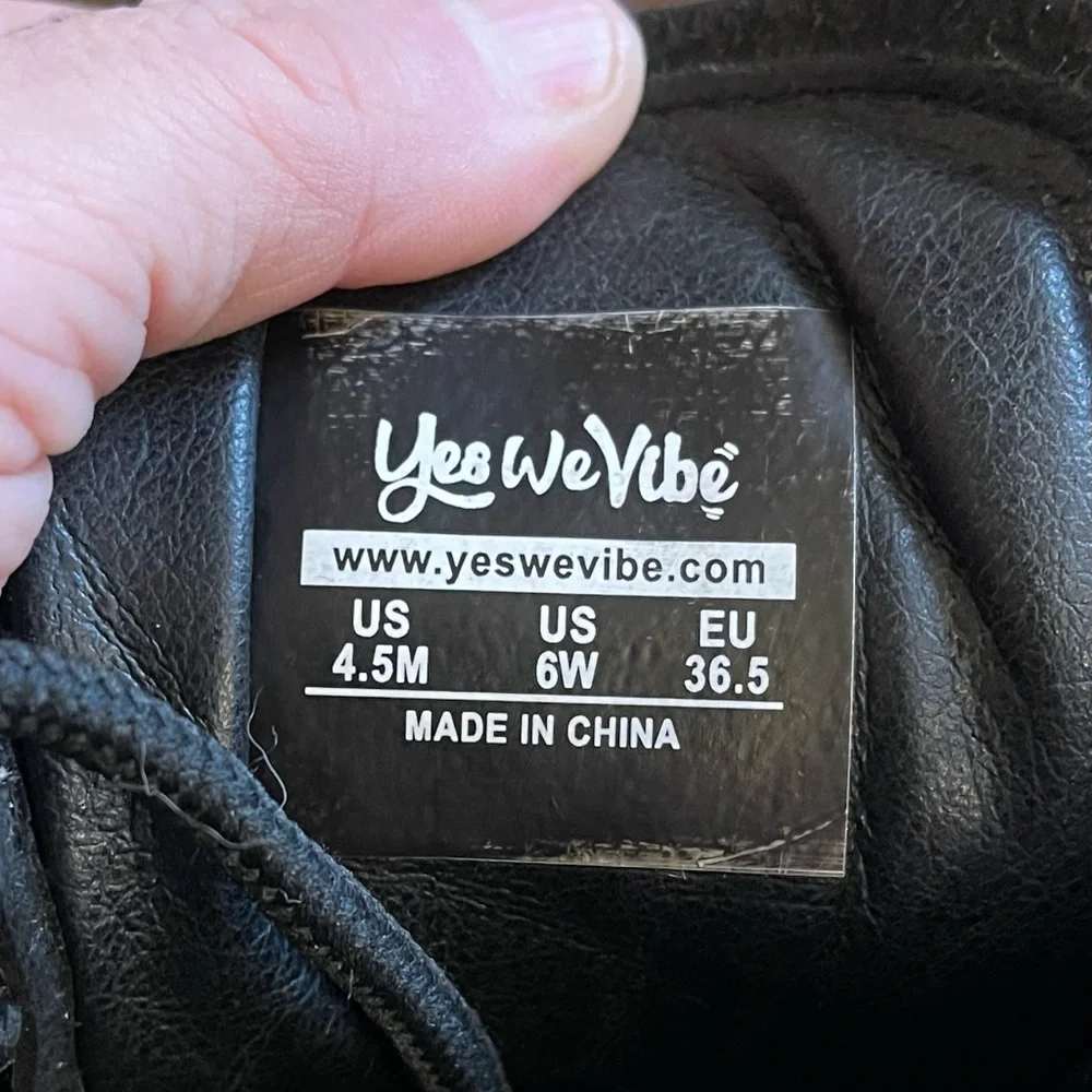 Yes We Vibe Wolf Brown‎ Vegan Leather Combat Boots Kids 4.5M Womens 6W EU 36.5